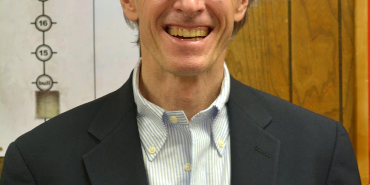 BRUINS’ EDWARDS VISITS VFW
