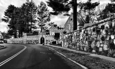 Mayor looks to buy historic Searles Estate for preservation and future re-use