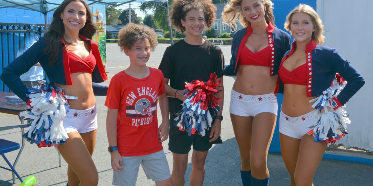 Pats cheerleaders, Taylor Swift look-alike join Methuen Pop Warner Jamboree