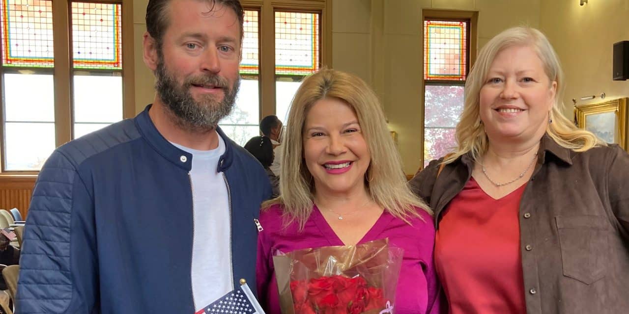 49 new US citizens take oath at Nevins Library