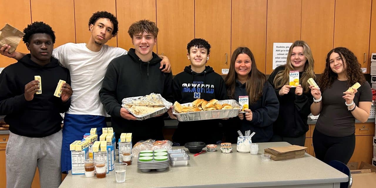 Life skills: buttery rolls & gingerbread!