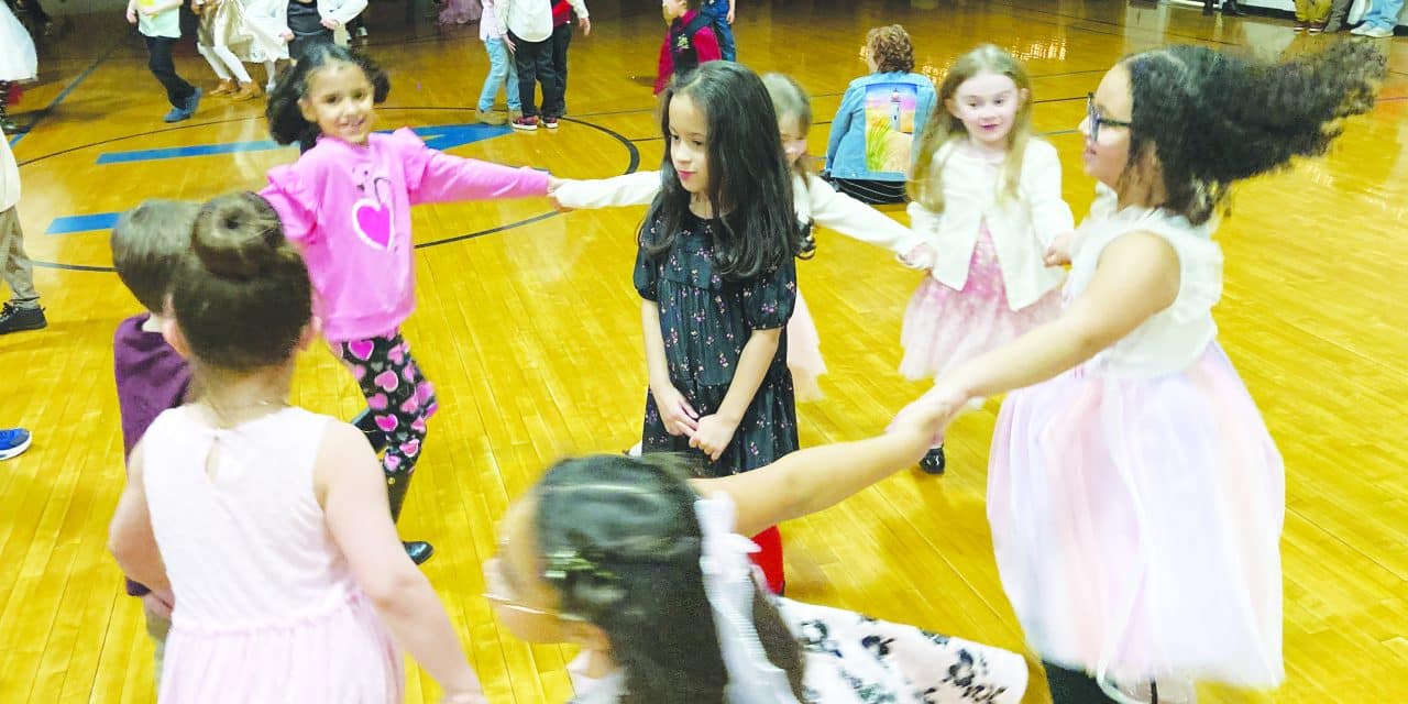 Kids & their ‘Special Someones’ have  LOVE-ly  time at  Timony!