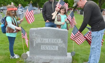 Can you help replace flags on vets’ graves?