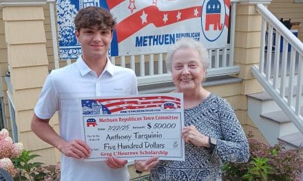 Tarquinio receives Republican Town Committee scholarship