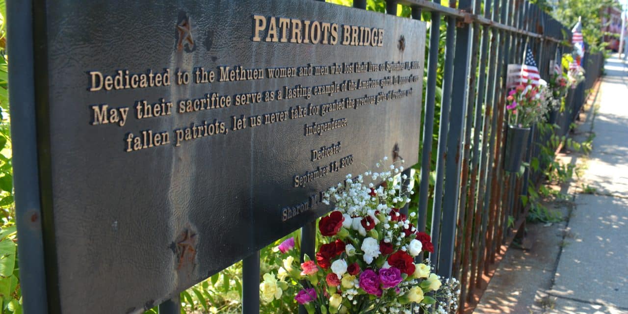 Key Program decorates Patriots Bridge for 9/11