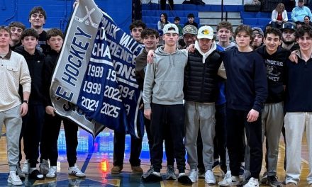 10 MHS teams raise championship banners!